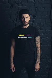 i show him where crayfish winter